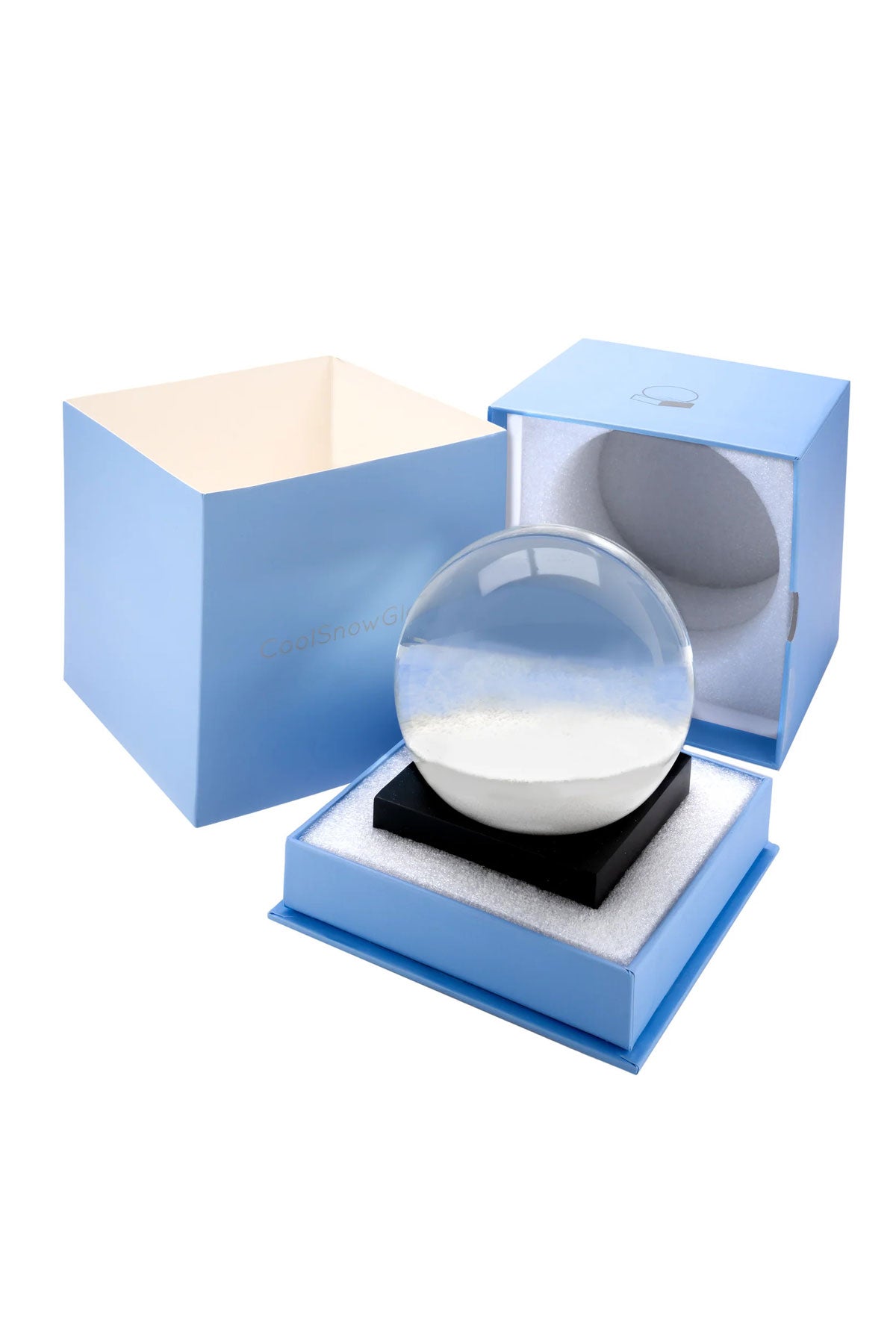 SNOWBALL GLOBE