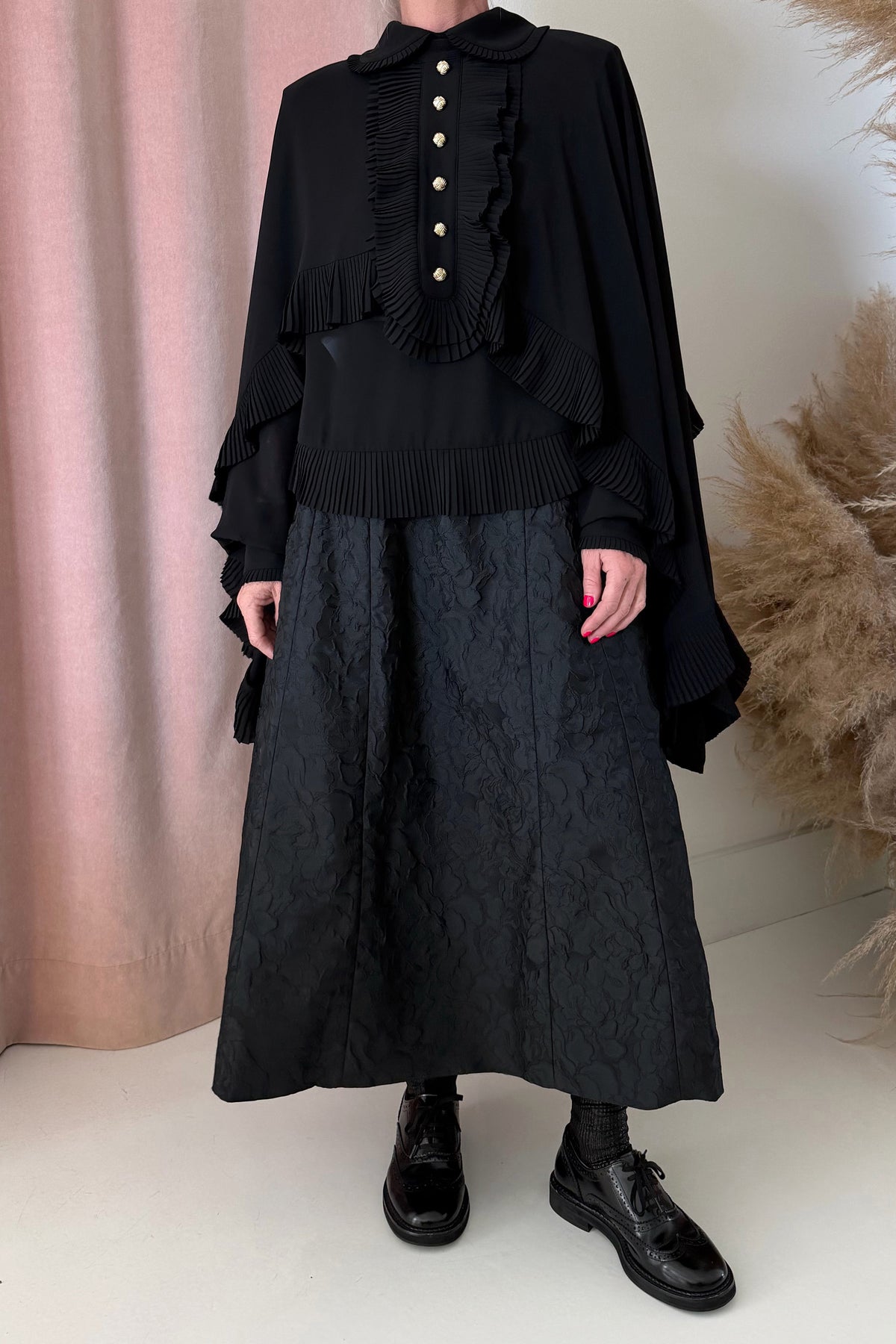 CREPE LAYERED BLOUSE