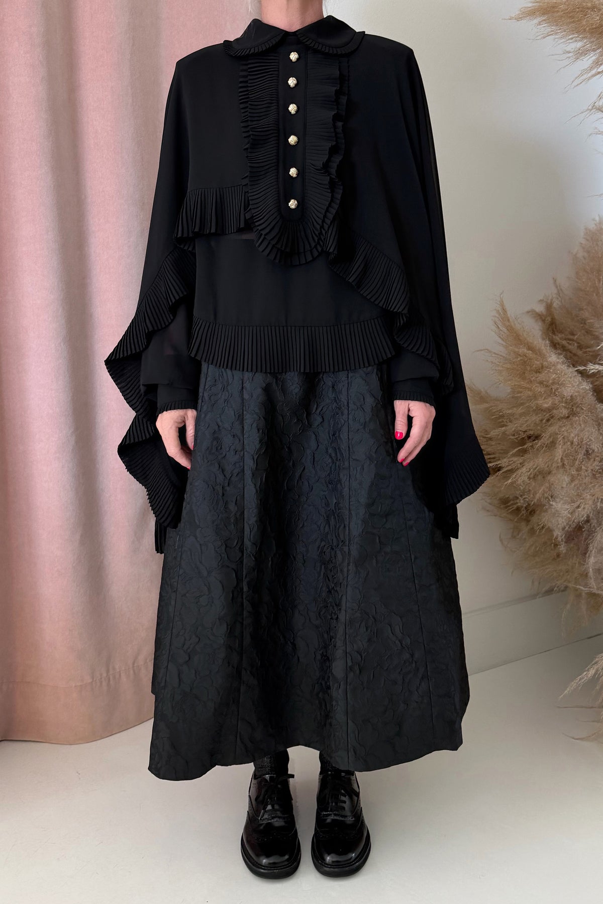 CREPE LAYERED BLOUSE