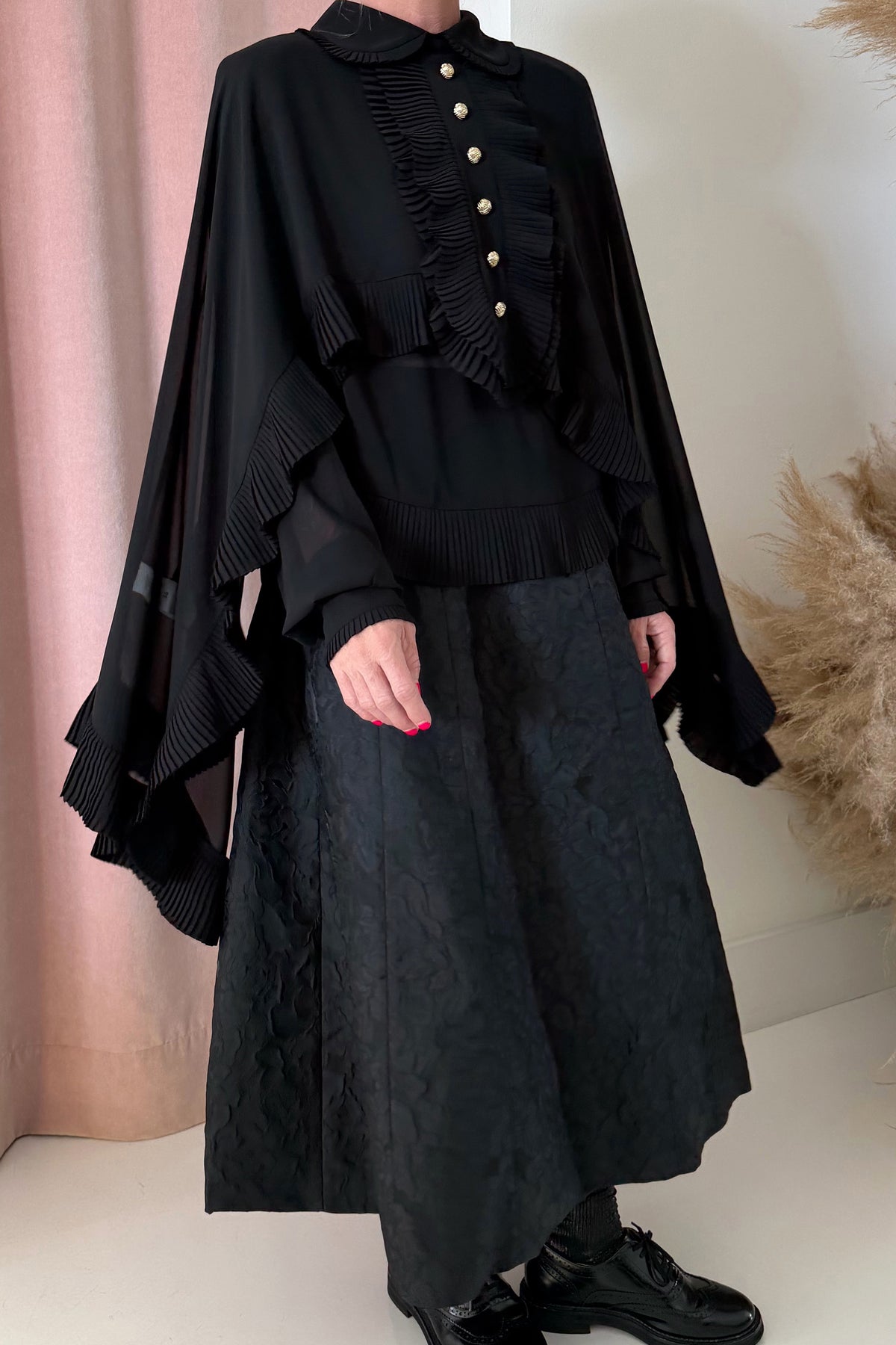 CREPE LAYERED BLOUSE