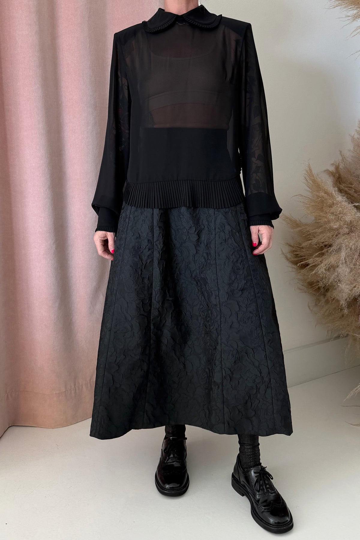 CREPE LAYERED BLOUSE