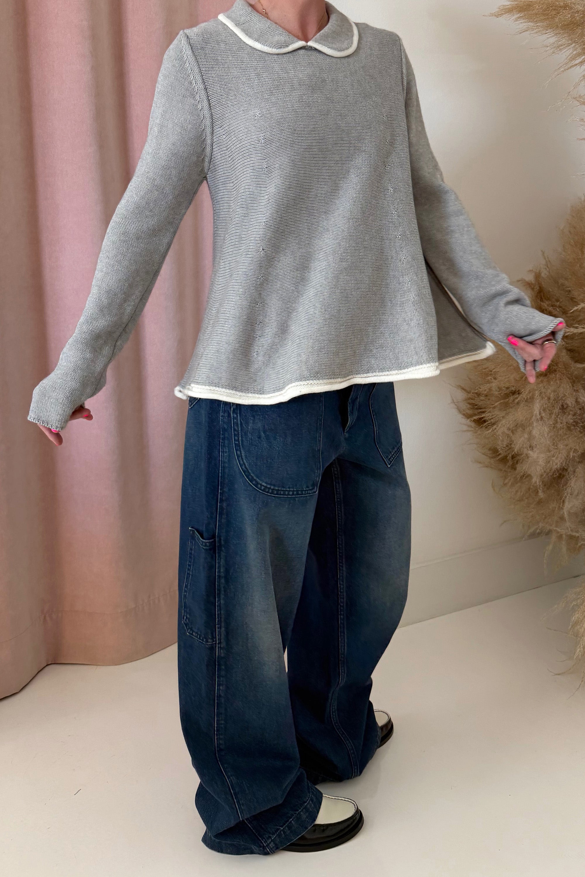 THE GRANNY POLO SWEATER-GREY