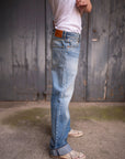 TYPE 18 THE STRAIGHT JEAN