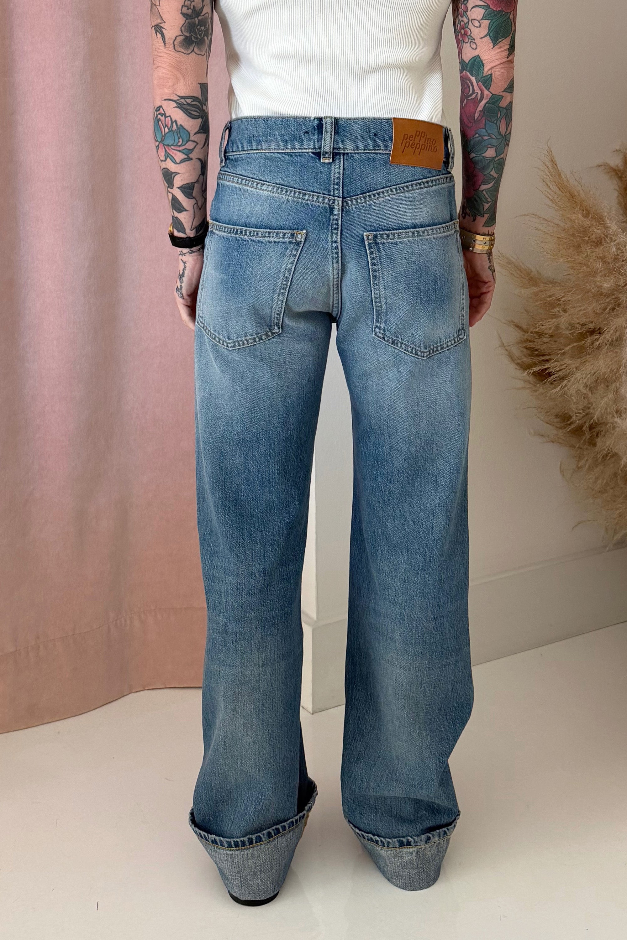 TYPE 18 THE STRAIGHT JEAN