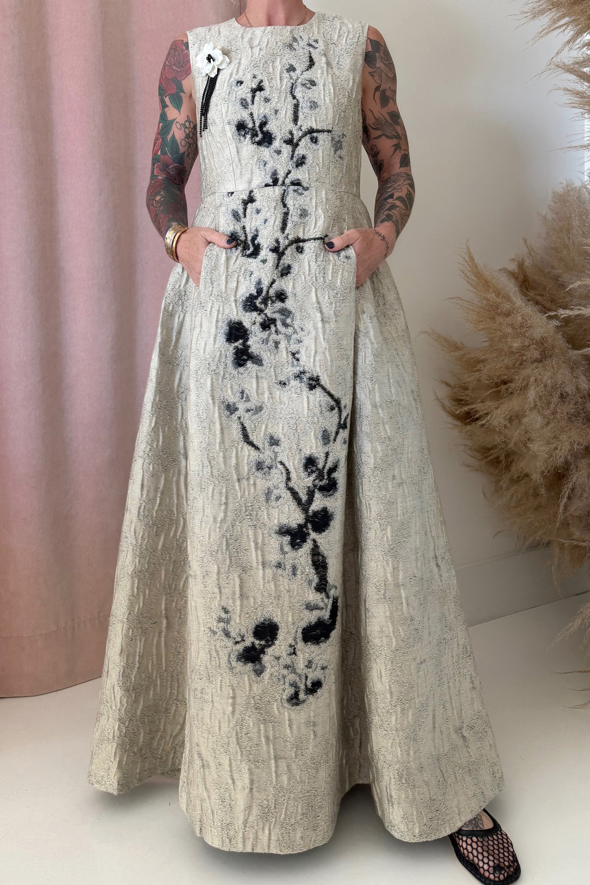 FLORAL WOVEN MAXI DRESS