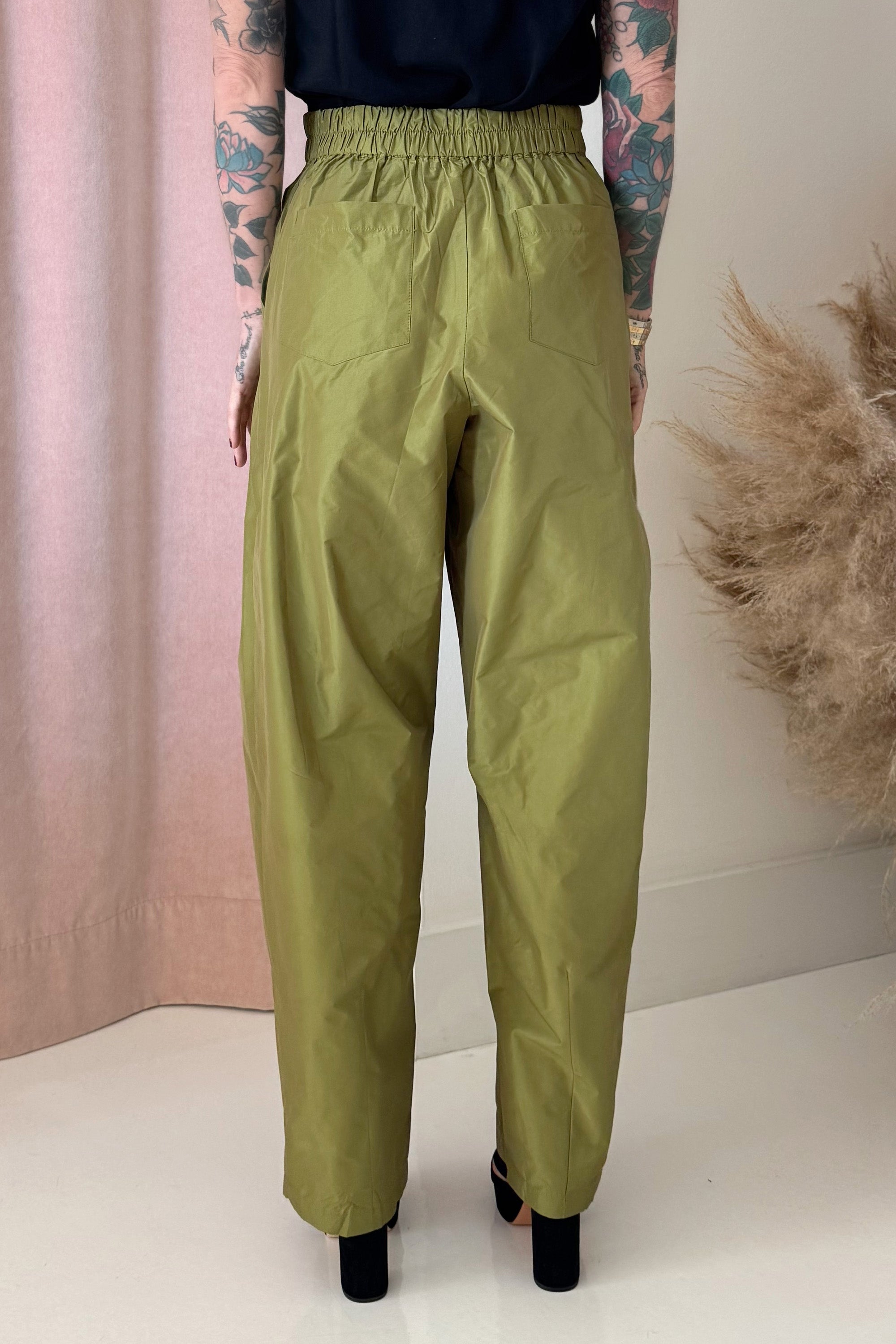 PLEATED TAFFETA PANT