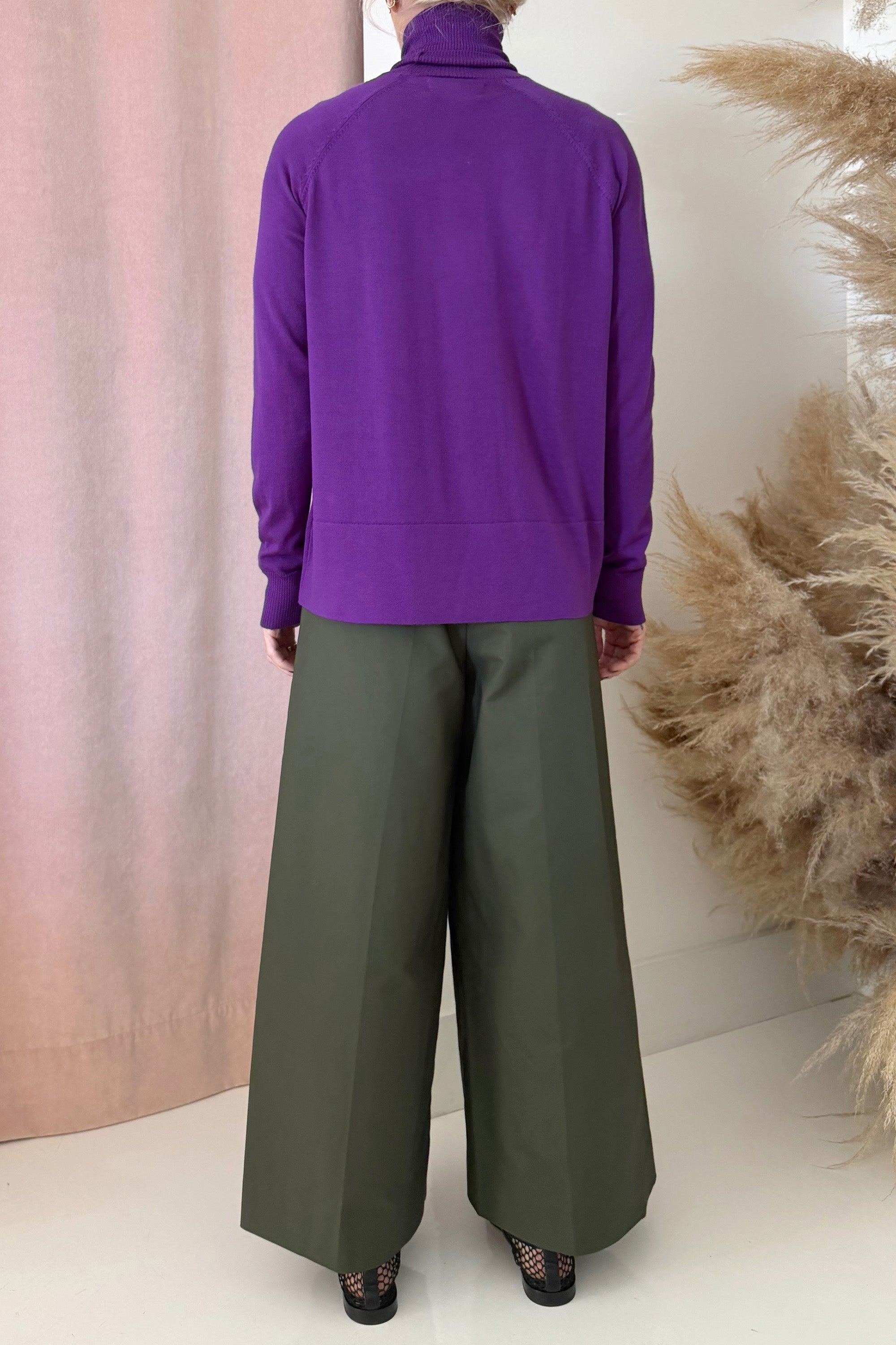 MERINO TURTLENECK SWEATER