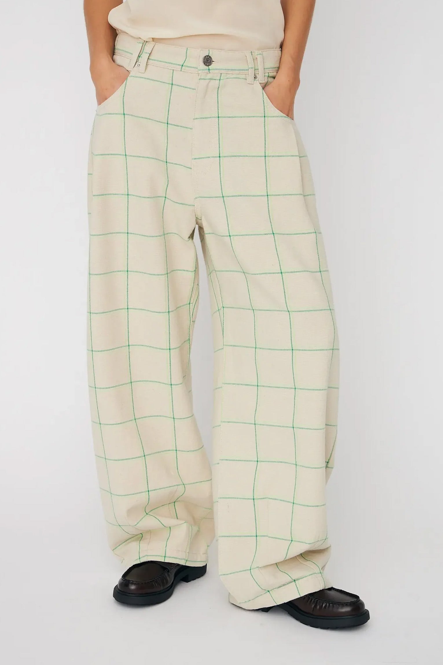 CHECKED PANTS