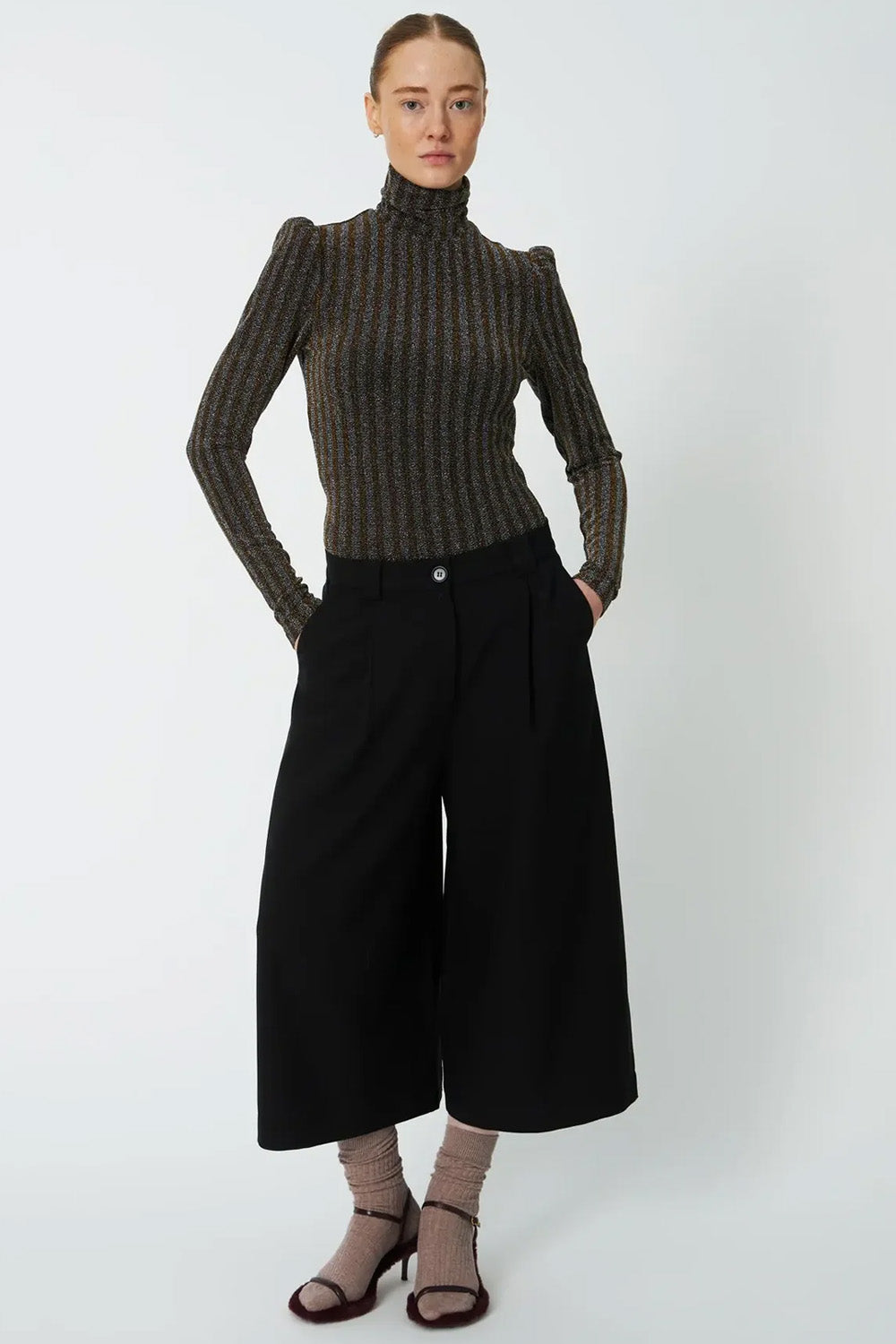 CROPPED WIDE LEG PANT