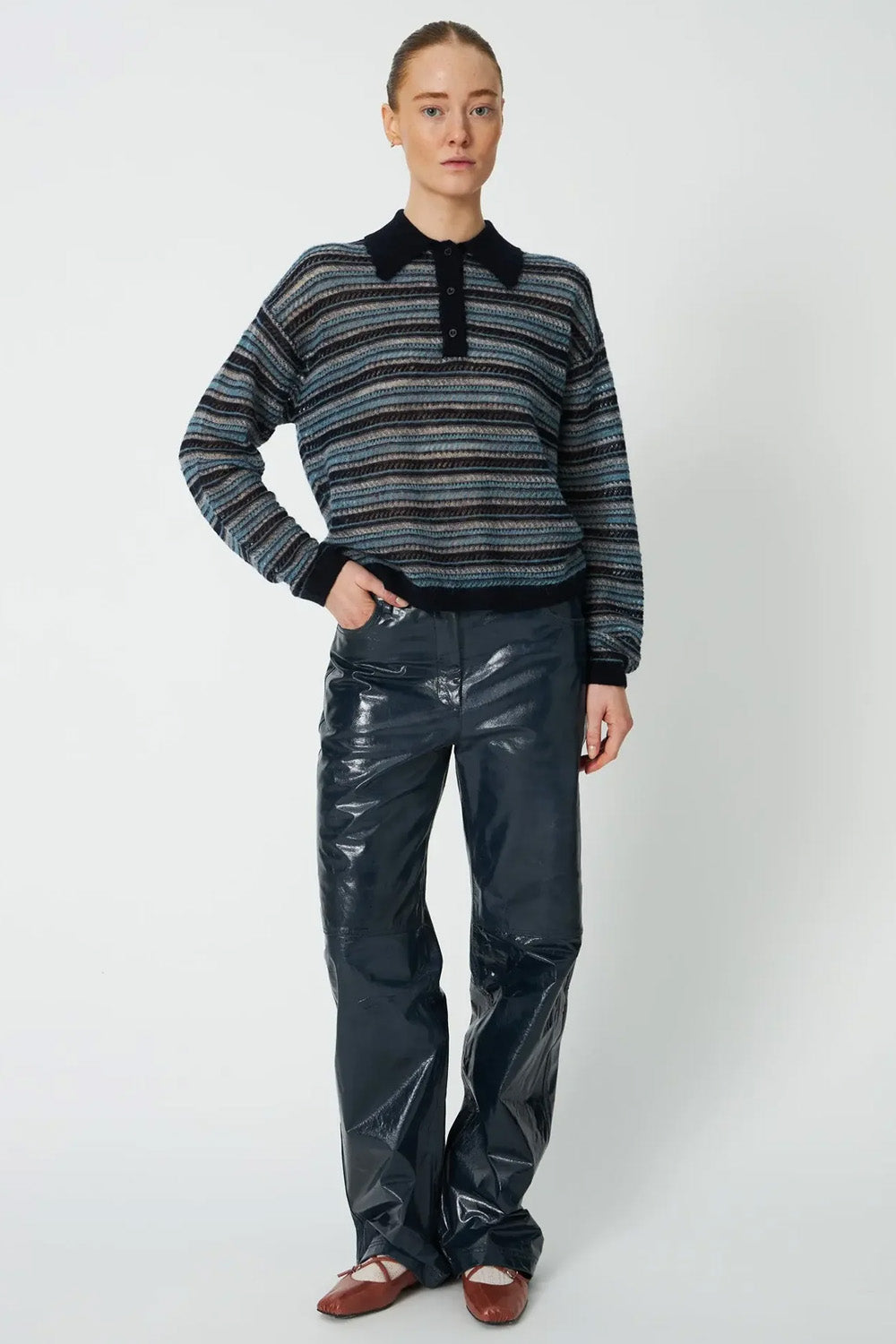 PATENT LEATHER PANTS