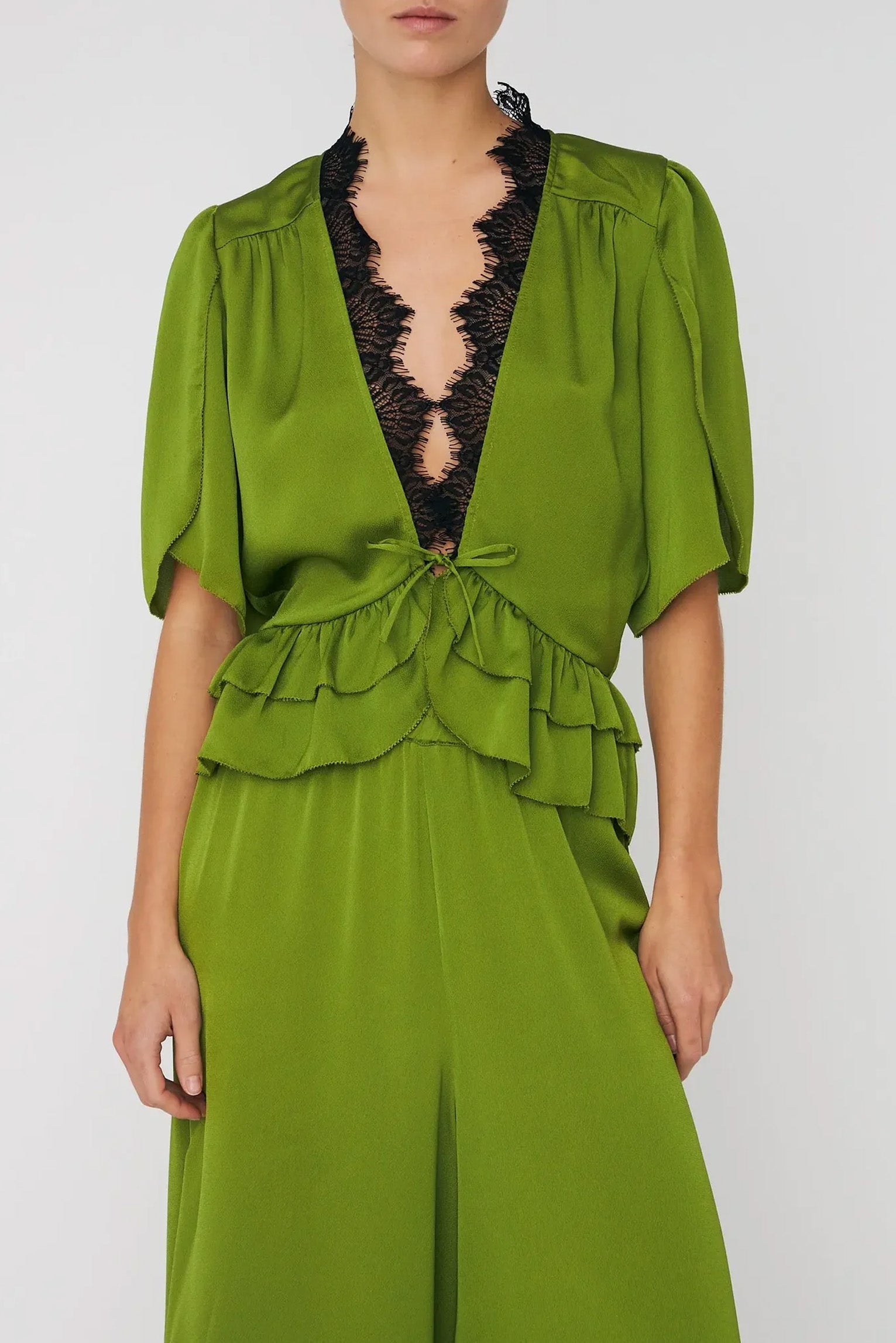 TIEBAND BLOUSE