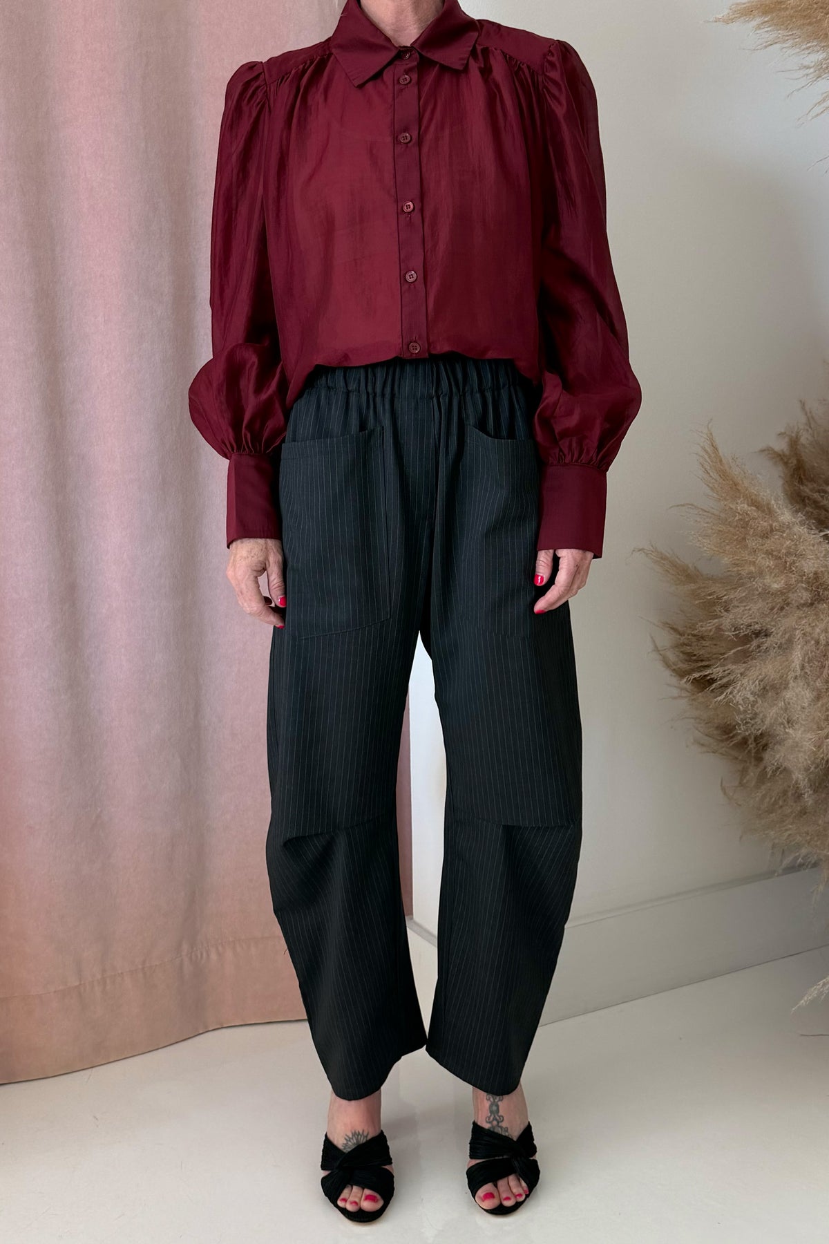 PINSTRIPE TRAVIS PANT